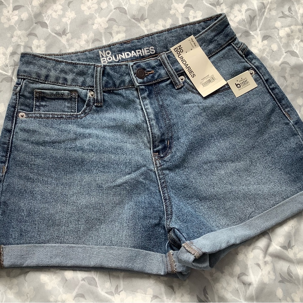 No Boundaries Light Blue Denim Roll-Cuff Jean Shorts Y2K Casual summer
